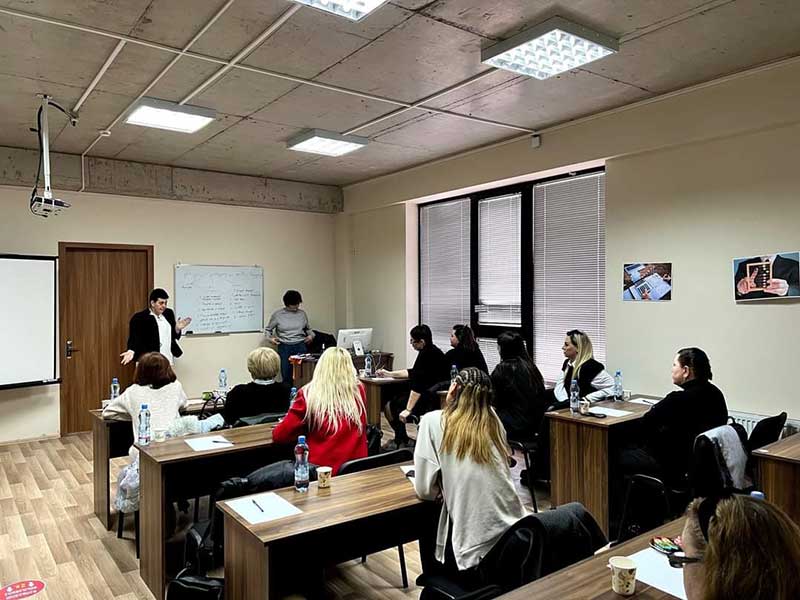 ტრენინგი კოსმოტოლოგებისთვის